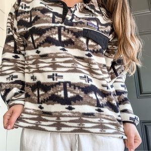 Patagonia Synchilla snap button pullover in size Small
